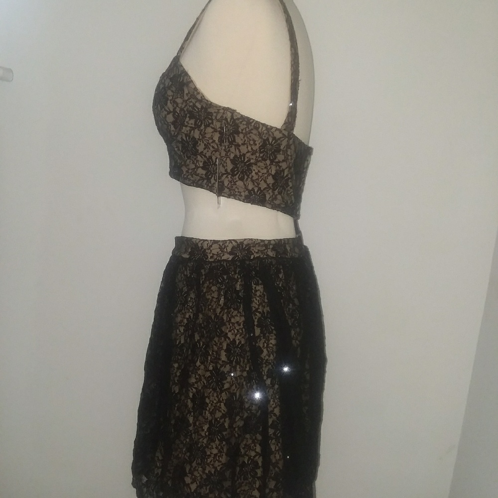 Sequin & Lace Prom Sleeveless Party Dress-Juniors - Picture 2 of 7